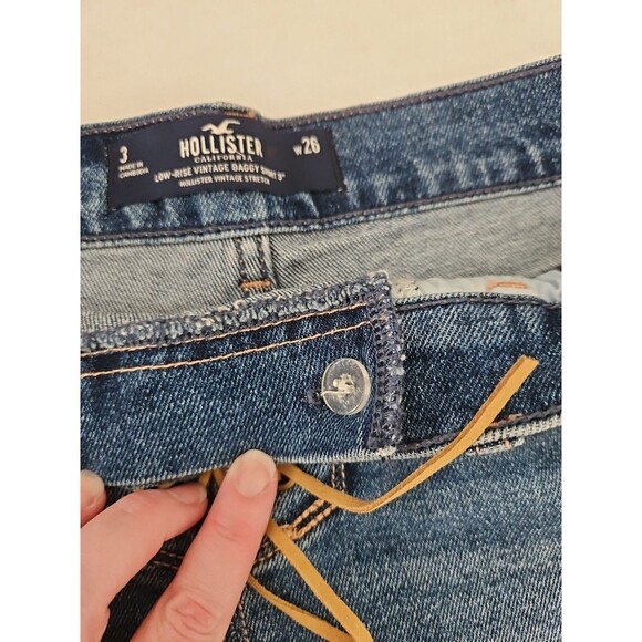 Hollister Vintage Baggy Shorts Women's Size 26 Blue Low rise Distressed Cut Off - Picture 3 of 9